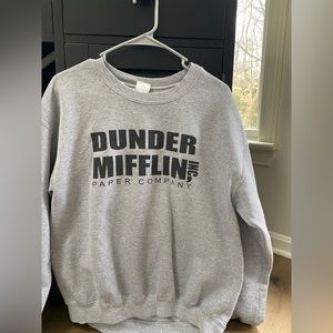 Dunder Mifflin paper Co. crew neck. Size medium.